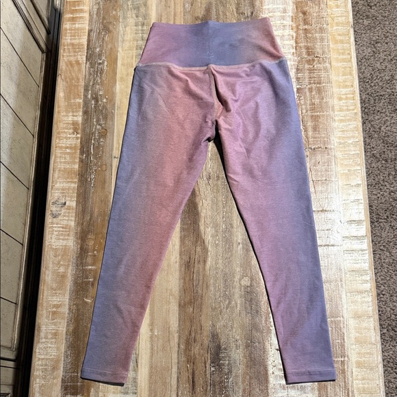 Worn once Beyond Yoga Leggings - Picture 2 of 3